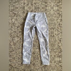Lululemon Wunder Under Leggings HR Tight Luxtreme Flower Pop White Silver